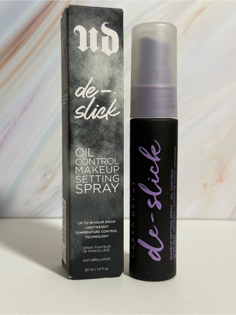 Urban Decay de-slick Oil Control Makeup Setting Spray Travel Size